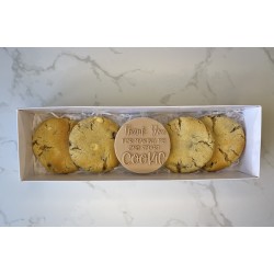 Smart cookie box